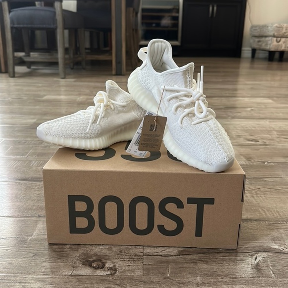 Authentic BRAND NEW Yeezy Boost 350 V2